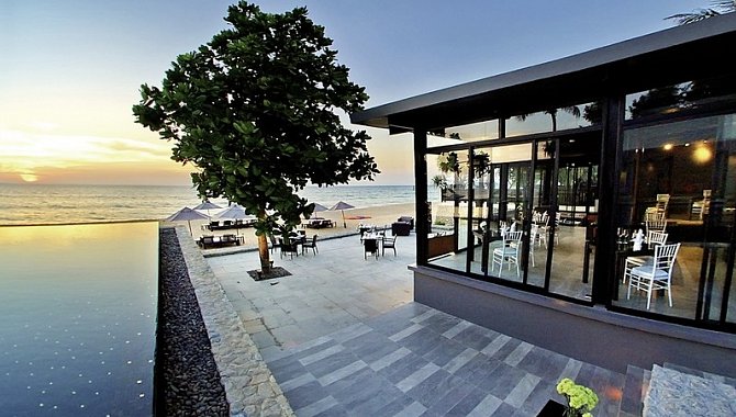 Gebäude mit Strandblick