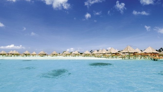 Hotelanlage auf dem Wasser