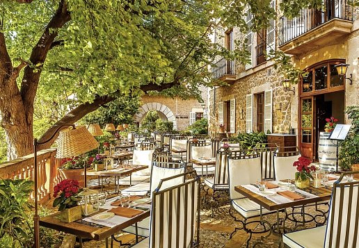 Hotelrestaurant auf Veranda