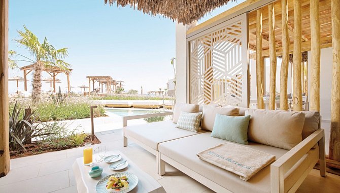 Zimmer mit Couch Outdoor