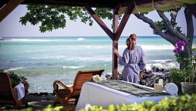 Massageliege am Meer